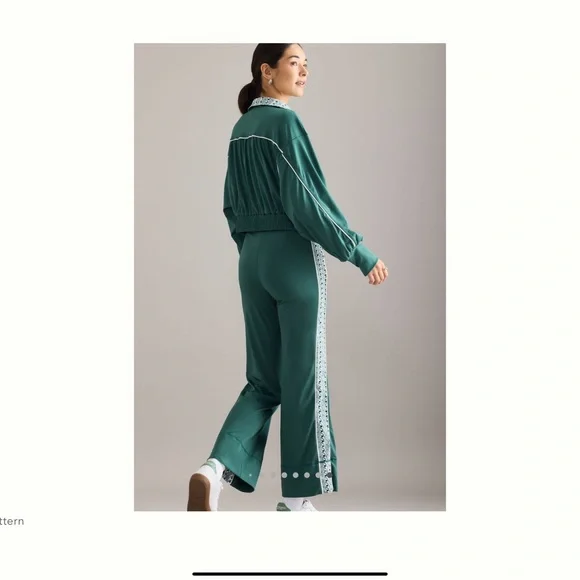 Daily Practice Sports Club Knit Pants - Picture 4 of 10